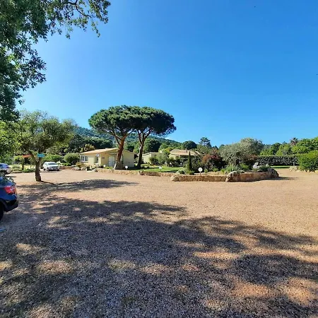 Maison d'hôtes Les Jardins De Santa Giulia - Charmante Chambre D'hôte Porto-Vecchio (Corsica)