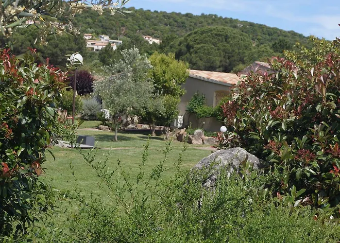 Les Jardins De Santa Giulia - Charmante Chambre D'hote Pensionat 3*